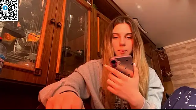 LovelySilk 63 online show from 03/24/26, 08:36