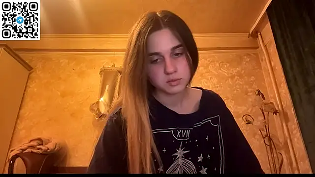 LovelySilk 63 online show from 05/25/26, 06:39