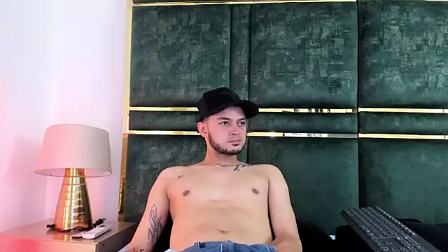 GaelyCoral online show from 03/24/26, 11:21