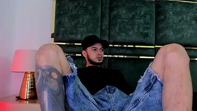 GaelyCoral online show from 03/15/26, 11:39