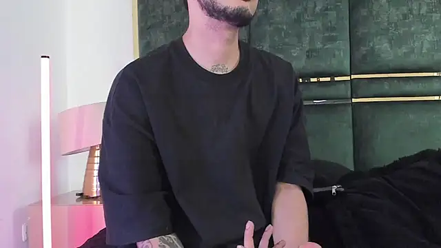 Snapshot of GaelyCoral chatting on 02/21/26, 11:56 GaelyCoral online show from 02/21/26, 11:56