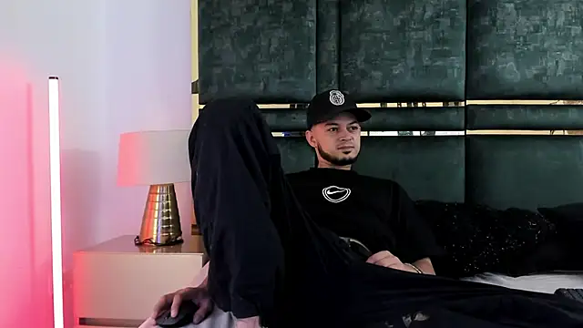 GaelyCoral online show from 04/09/26, 11:49