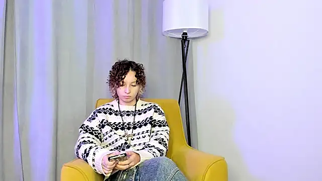 Snapshot of MistyElofson chatting on 02/06/26, 08:32 MistyElofson online show from 02/06/26, 08:32