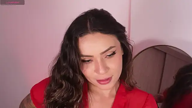 lara bombshell  online show from 04/11/26, 09:40