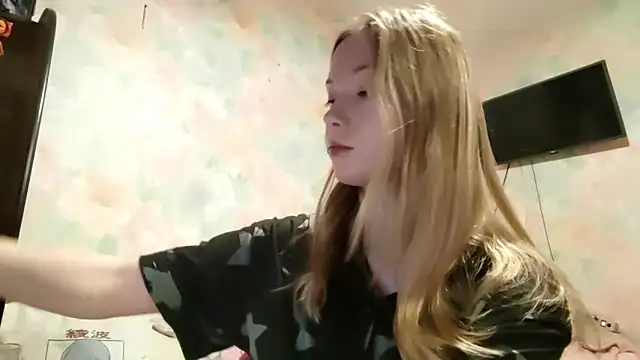 TiaBIanks online show from 02/28/26, 01:05