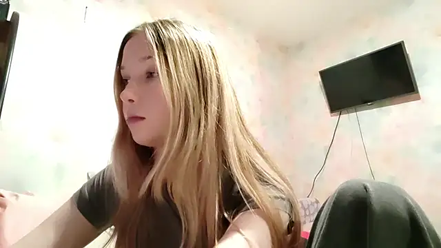 TiaBIanks online show from 03/06/26, 10:54