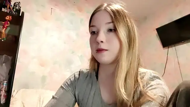 TiaBIanks online show from 04/15/26, 10:43