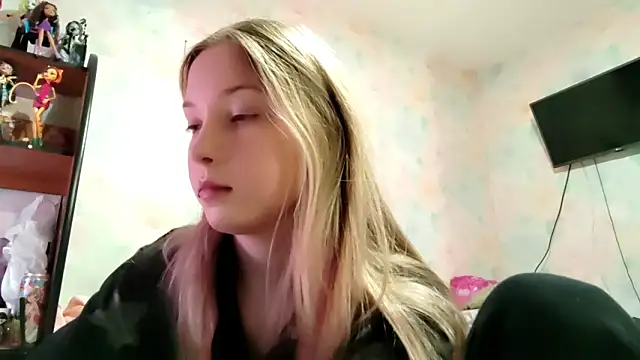 TiaBIanks online show from 03/02/26, 08:54