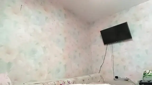 TiaBIanks online show from 03/25/26, 06:13