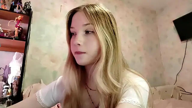 TiaBIanks online show from 04/03/26, 08:32