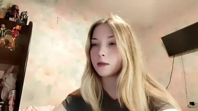 TiaBIanks online show from 03/26/26, 11:52