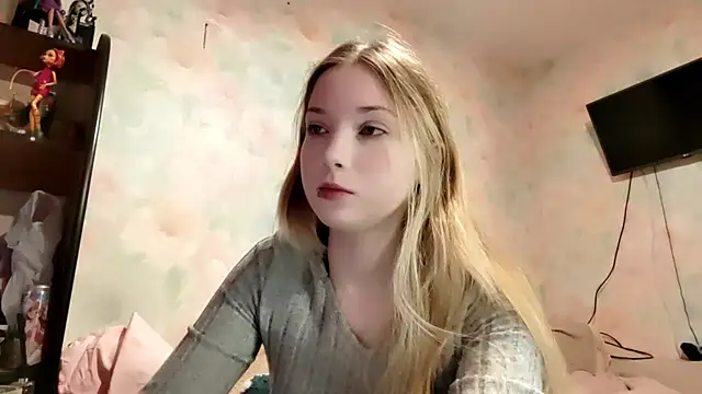 TiaBIanks online show from 04/11/26, 01:35