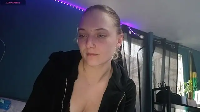 JadeAlexis403 online show from 04/03/26, 06:14