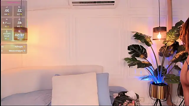 Nicole Whittee online show from 03/19/26, 08:09