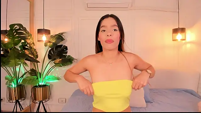 Nicole Whittee online show from 02/23/26, 07:58