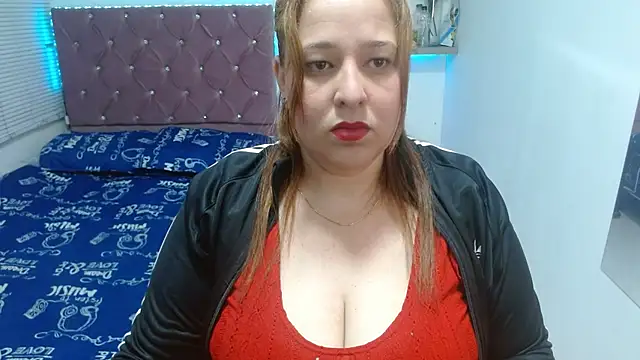 Snapshot of kataleyamilf69 chatting on 02/26/26, 12:49 kataleyamilf69 online show from 02/26/26, 12:49