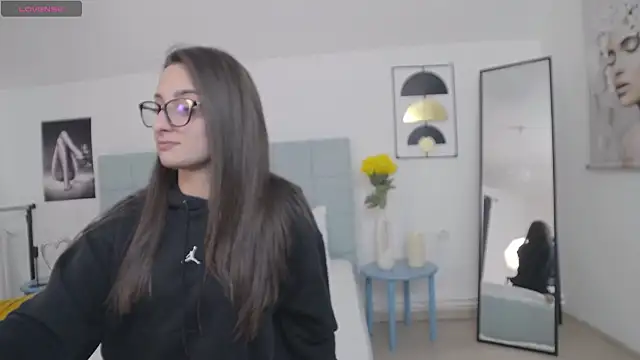 Snapshot of AmalliaJade chatting on 02/16/26, 07:34 AmalliaJade online show from 02/16/26, 07:34