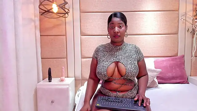 Snapshot of AprilMonroe chatting on 02/27/26, 04:12 AprilMonroe online show from 02/27/26, 04:12