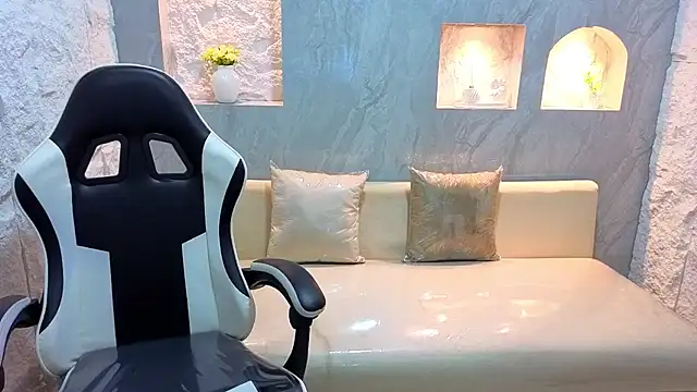 Catalina Tx  online show from 02/20/26, 12:51