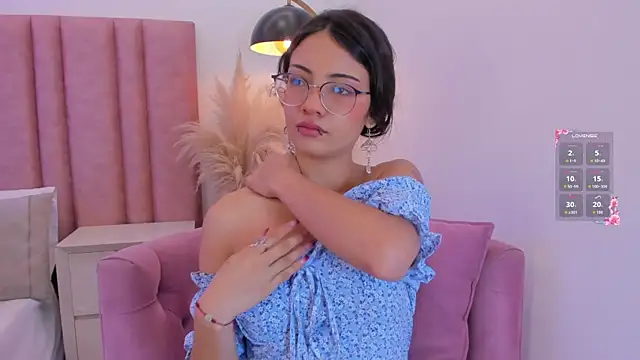 im lily  online show from 04/18/26, 12:51