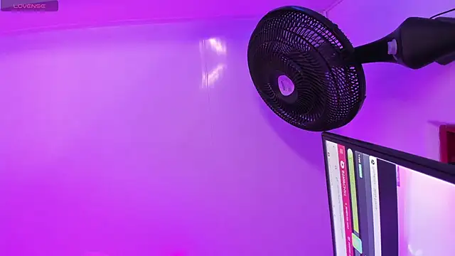 Madison Rosee online show from 05/01/26, 12:26