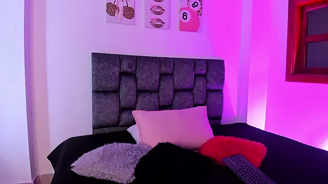 Snapshot of Madison_Rosee chatting on 03/21/26, 06:23 Madison Rosee online show from 03/21/26, 06:23