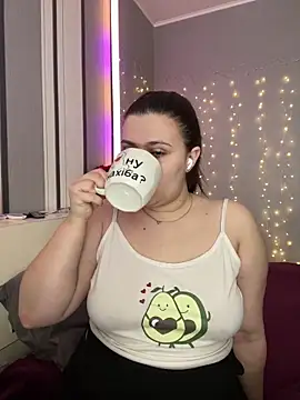 Snapshot of lipsi_vikki chatting on 02/18/26, 07:06 lipsi vikki online show from 02/18/26, 07:06