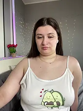 Snapshot of lipsi_vikki chatting on 02/09/26, 07:06 lipsi vikki online show from 02/09/26, 07:06