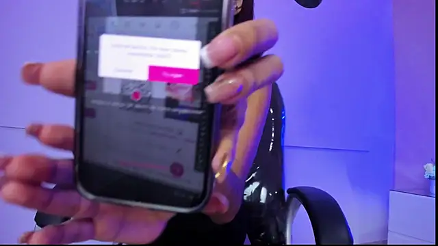 Emma Hearts online show from 02/06/26, 03:57