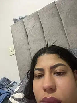 venezolana  caro online show from 02/28/26, 02:55