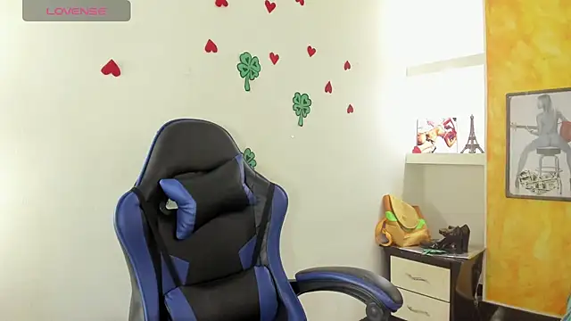 peachy hot online show from 03/26/26, 05:06