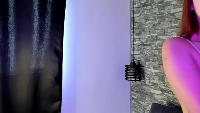 ASHLEY COLLINS1 online show from 05/06/26, 01:15