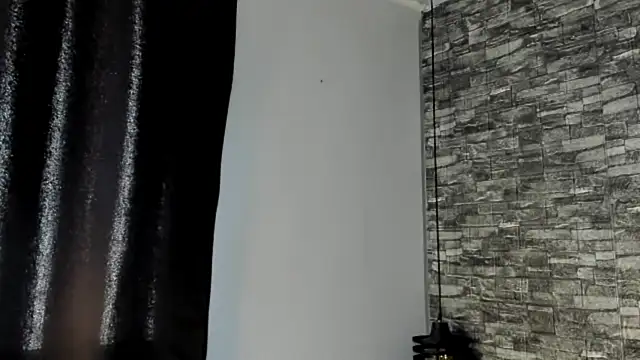 ASHLEY COLLINS1 online show from 04/14/26, 01:49