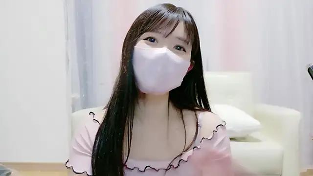 Sana 37  online show from 04/24/26, 01:24