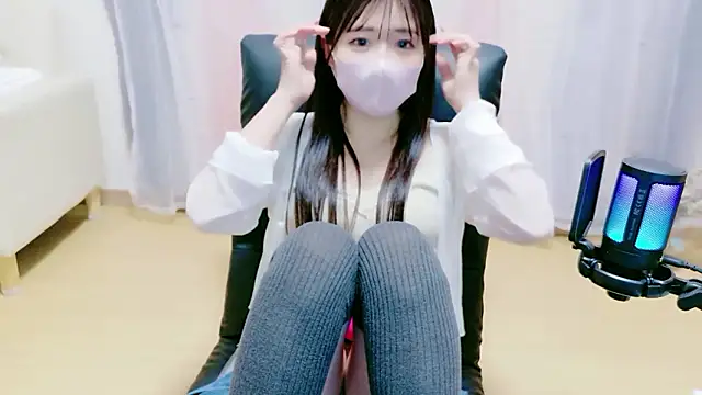 Sana 37  online show from 03/13/26, 03:06