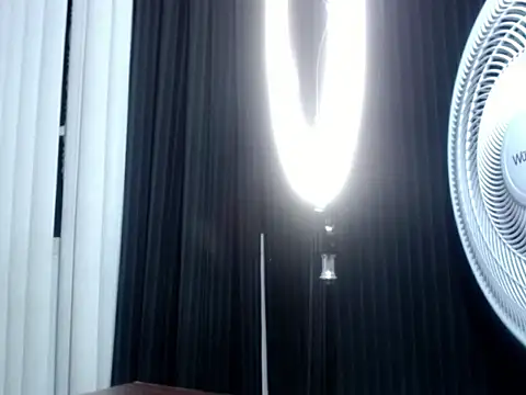 Snapshot of dirtysecrets1 chatting on 02/16/26, 02:54 dirtysecrets1 online show from 02/16/26, 02:54