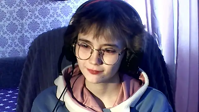 Snapshot of Angels_corner chatting on 02/14/26, 05:29 Angels corner online show from 02/14/26, 05:29