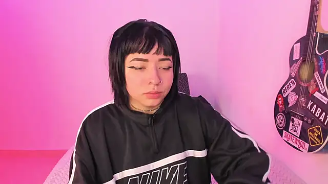 Snapshot of Aria_x_Orien_ chatting on 02/14/26, 01:44 Aria x Orien online show from 02/14/26, 01:44