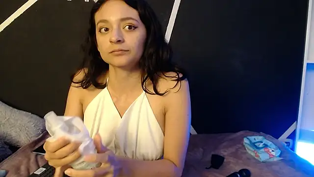 Vyoleta22 online show from 03/05/26, 11:29