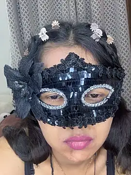 raavigirl online show from 05/17/26, 05:57
