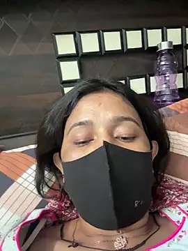 raavigirl online show from 03/03/26, 06:26