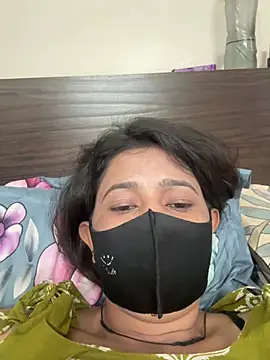 Snapshot of raavigirl chatting on 02/28/26, 09:20 raavigirl online show from 02/28/26, 09:20