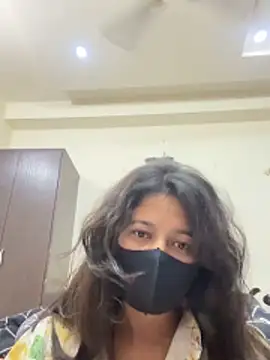 raavigirl online show from 03/19/26, 02:44