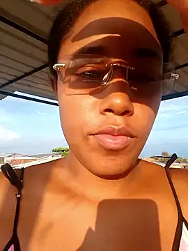 Snapshot of Monique_Mulberry2 chatting on 02/09/26, 10:30 Monique Mulberry2 online show from 02/09/26, 10:30