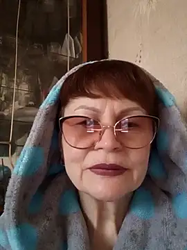 SophieBurns online show from 03/17/26, 01:03