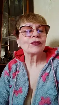 Snapshot of SophieBurns chatting on 05/03/26, 08:19 SophieBurns online show from 05/03/26, 08:19