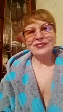 Snapshot of SophieBurns chatting on 04/29/26, 05:30 SophieBurns online show from 04/29/26, 05:30