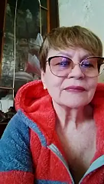 SophieBurns online show from 04/15/26, 11:27