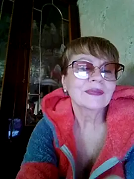 Snapshot of SophieBurns chatting on 04/25/26, 01:41 SophieBurns online show from 04/25/26, 01:41