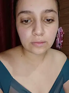 Snapshot of MajoArias chatting on 06/02/26, 02:00 MajoArias online show from 06/02/26, 02:00